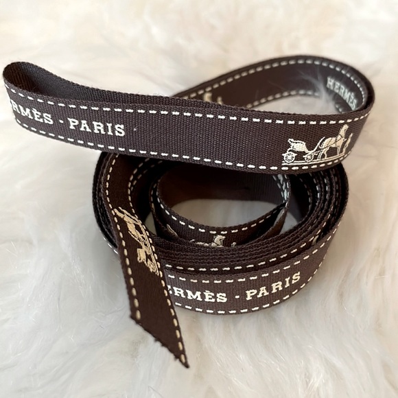 Authentic Hermes ribbon 🎀 - Picture 2 of 4